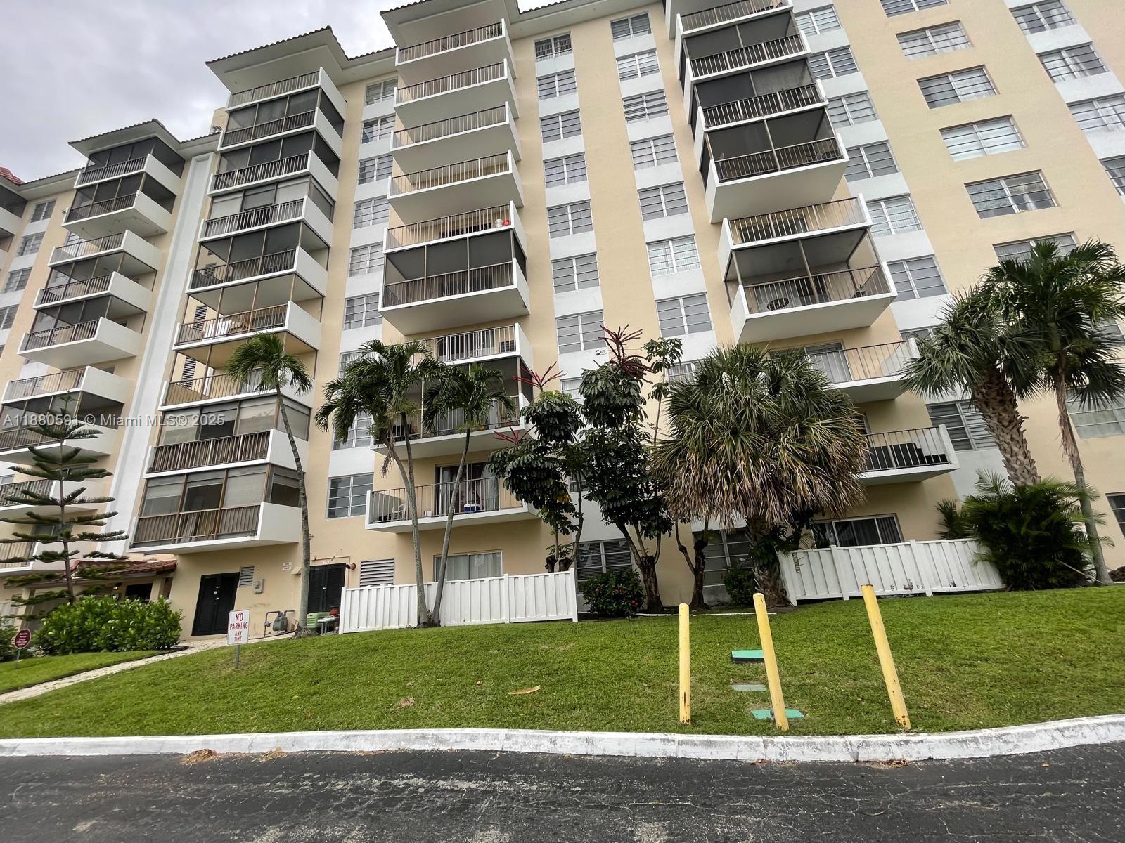 MANORS OF INVERRARY XII - Residential Lease