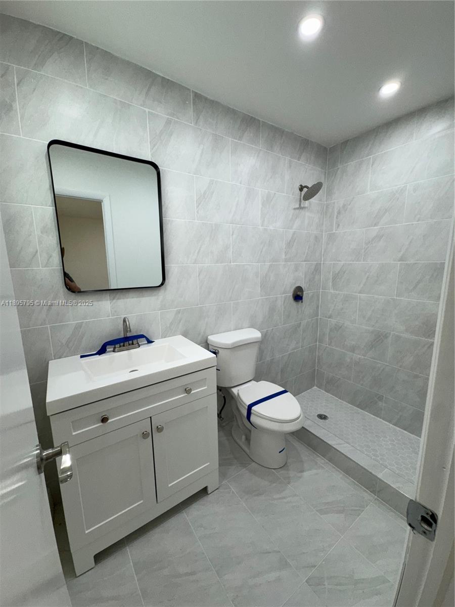 MIRROR LAKE ESTATES SEC S - Residential Income