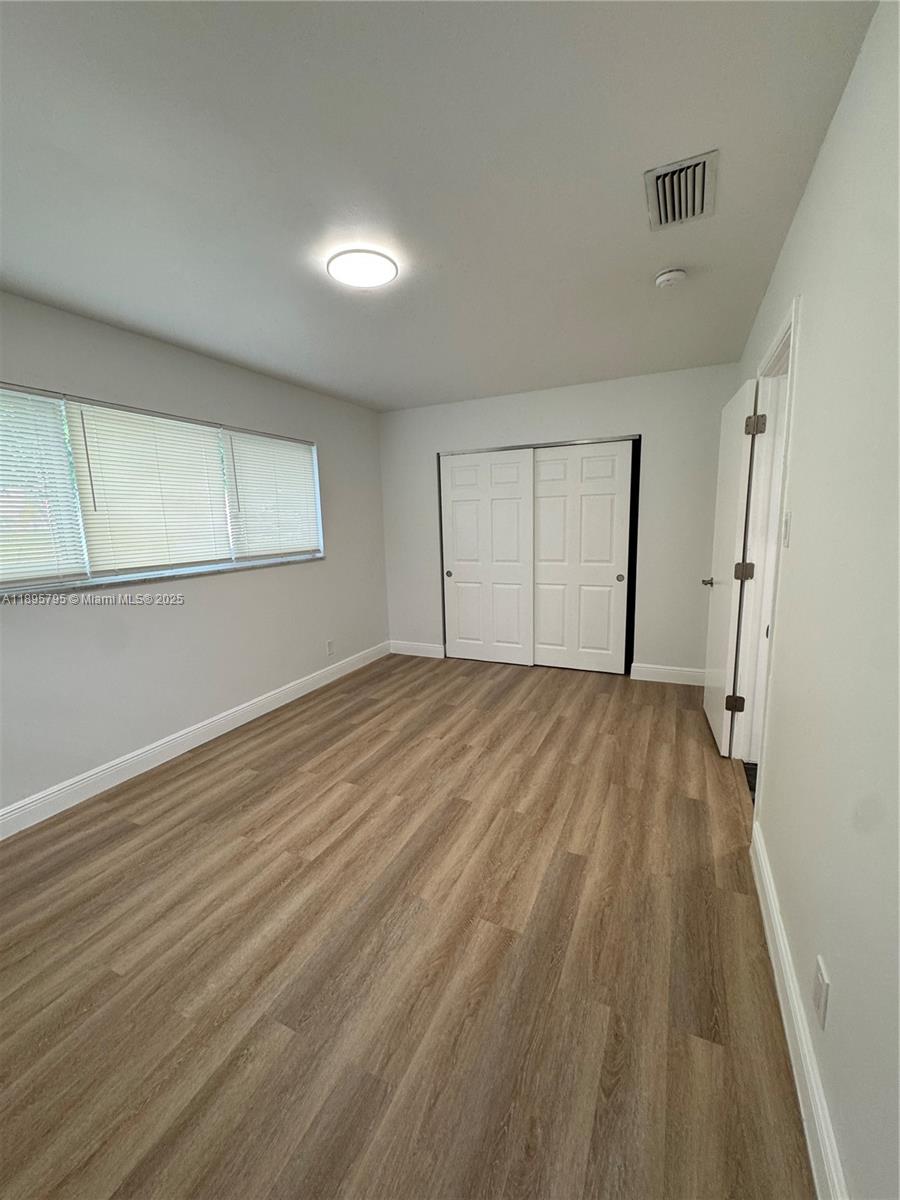 MIRROR LAKE ESTATES SEC S - Residential Income