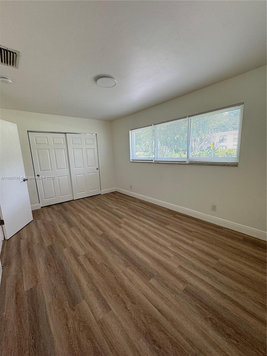 MIRROR LAKE ESTATES SEC S - Residential Income