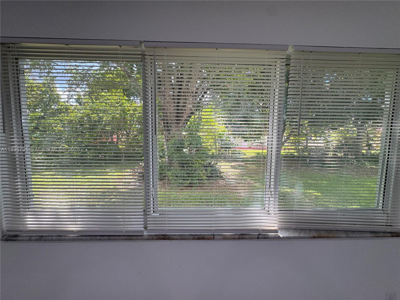 MIRROR LAKE ESTATES SEC S - Residential Income