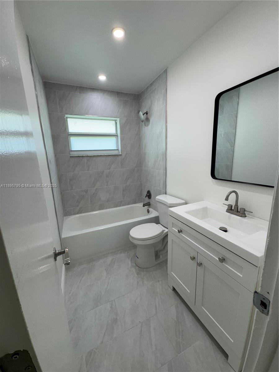 MIRROR LAKE ESTATES SEC S - Residential Income