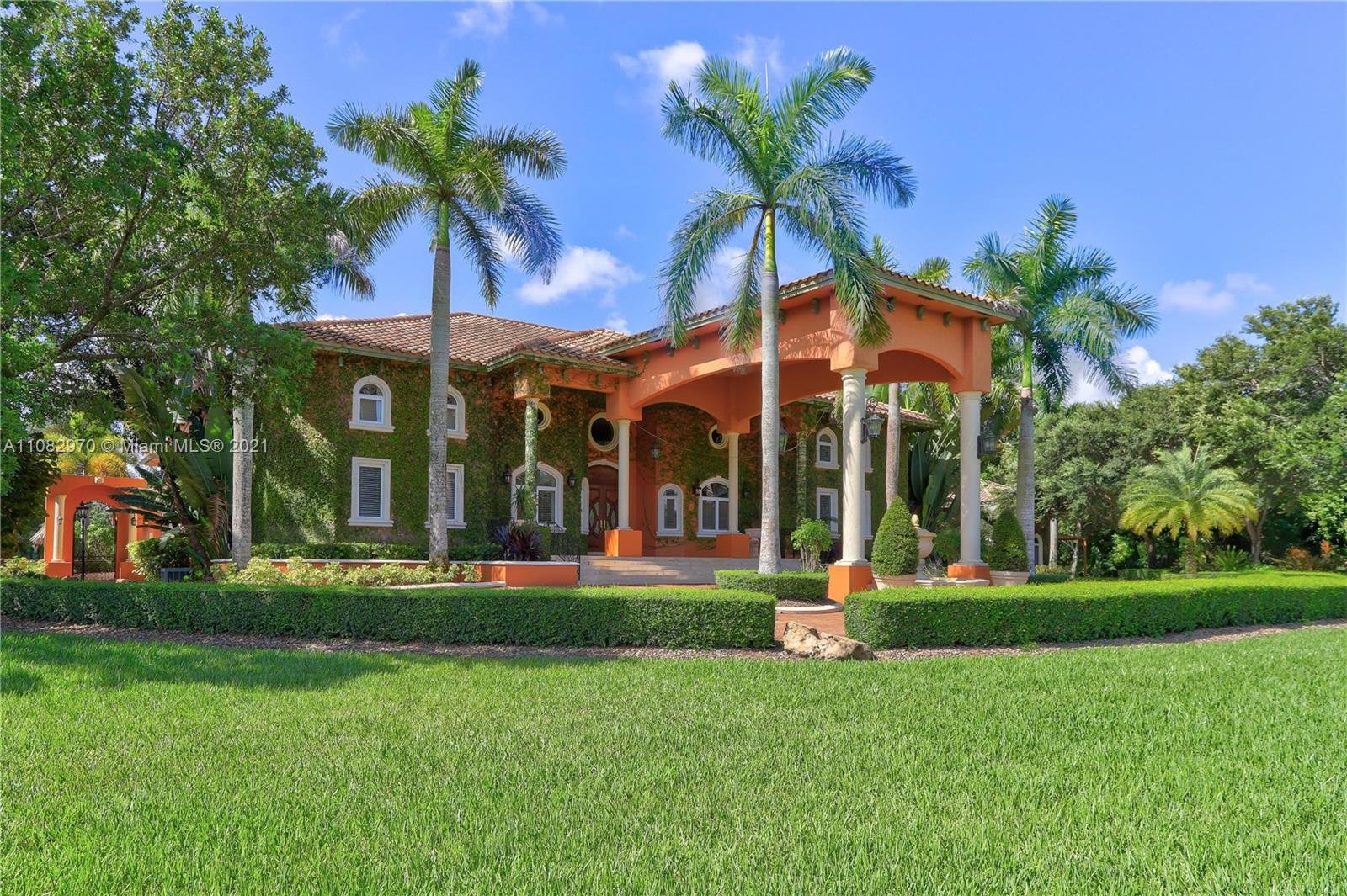 Sunshine Ranches - Residential