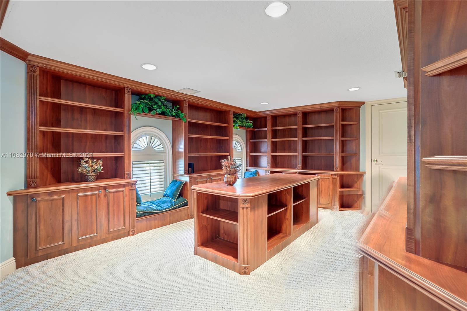 Sunshine Ranches - Residential