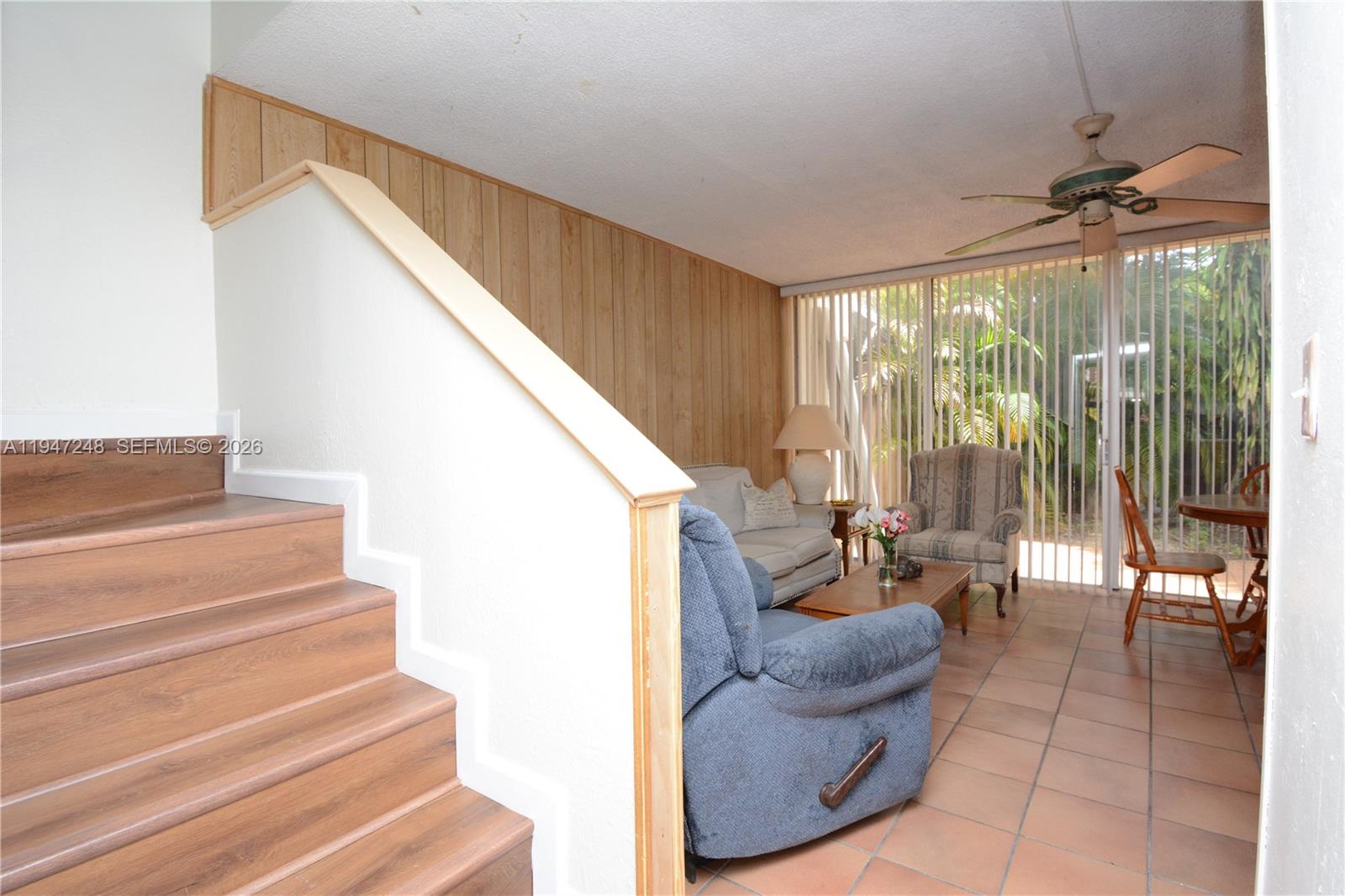 LAKE LAURA CONDO NO 2 - Residential