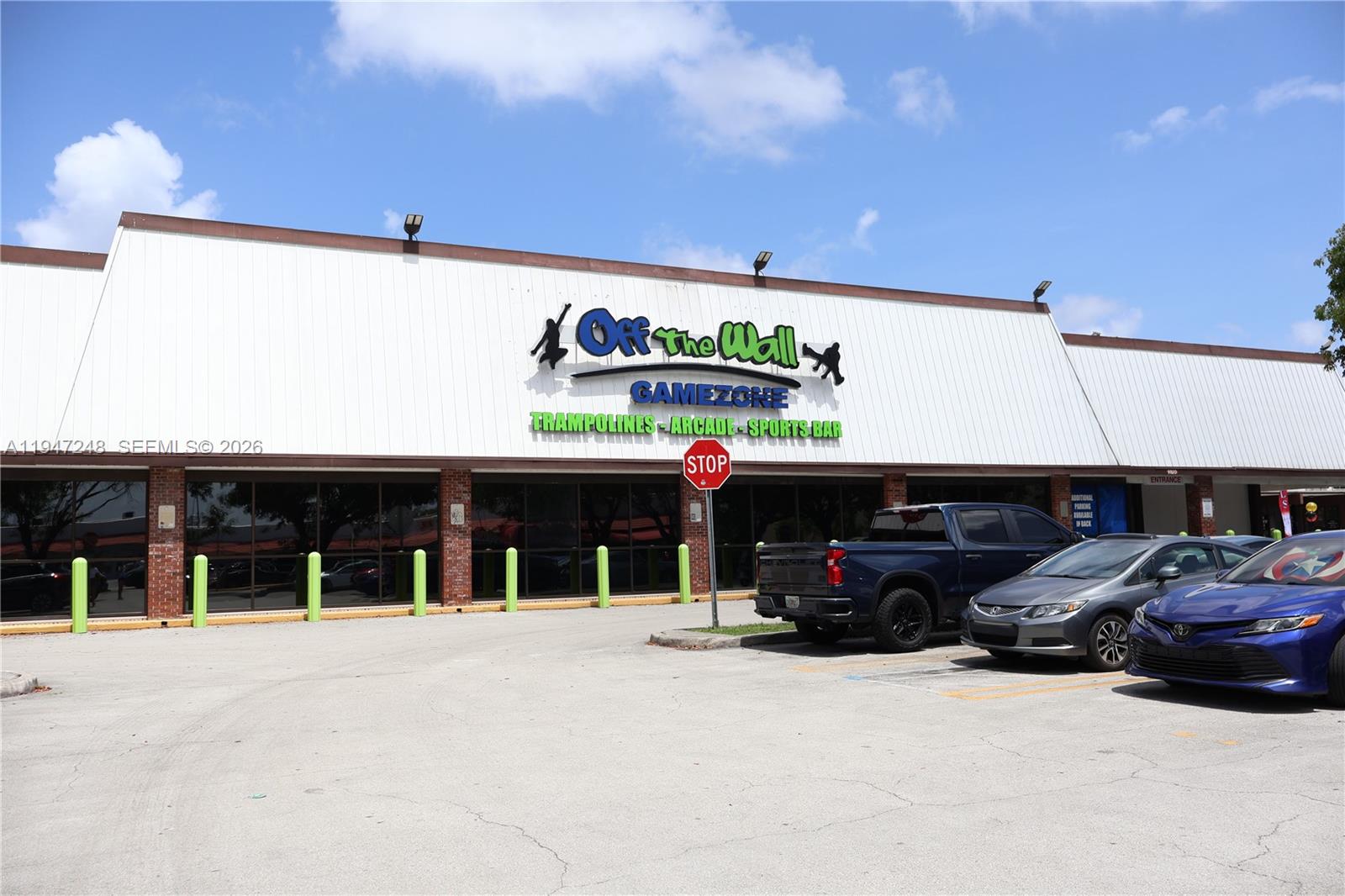 LAKE LAURA CONDO NO 2 - Residential