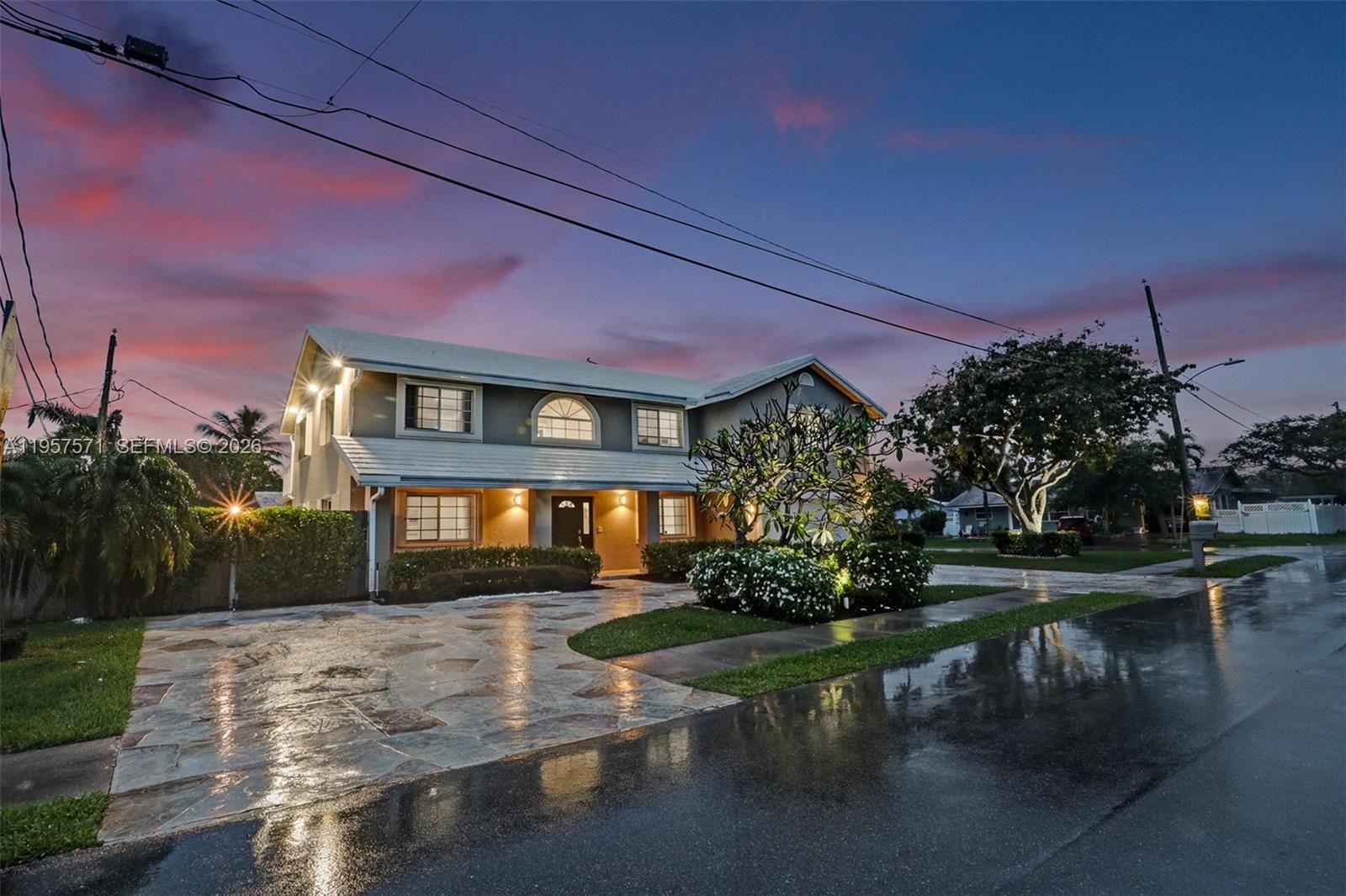 HILLSBORO HEIGHTS - Residential