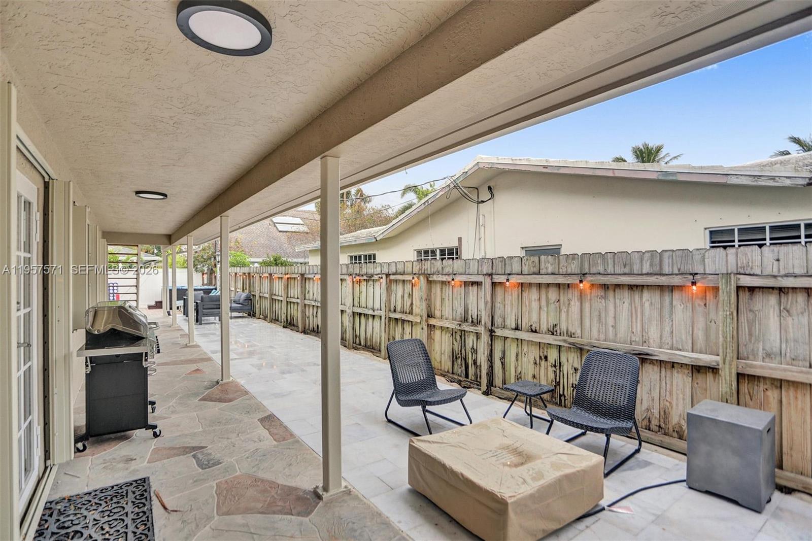 HILLSBORO HEIGHTS - Residential