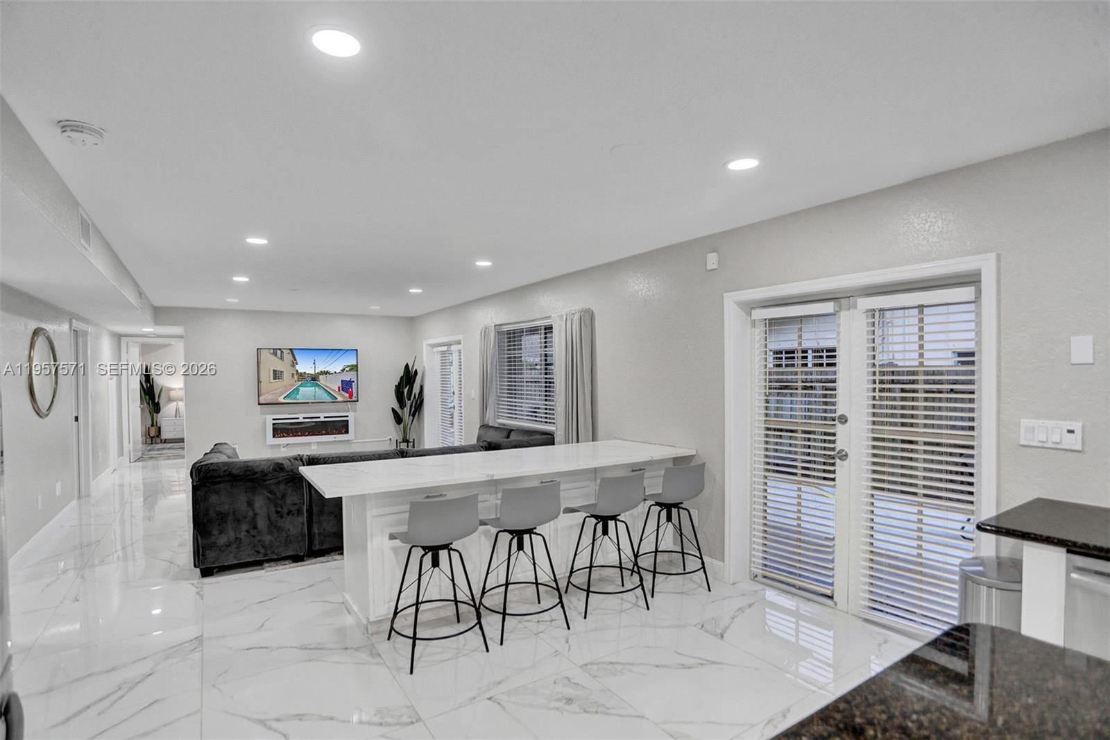 HILLSBORO HEIGHTS - Residential