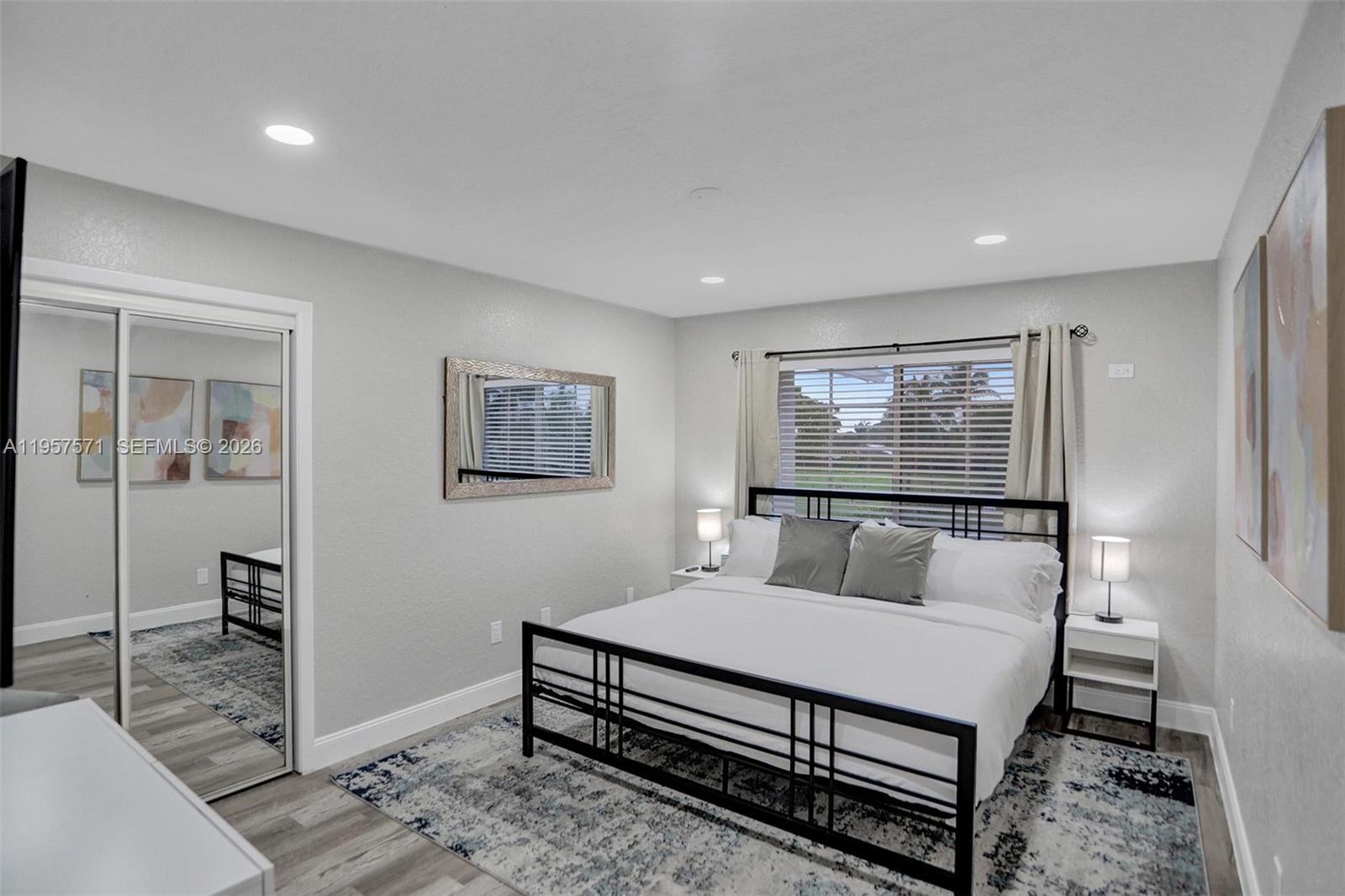 HILLSBORO HEIGHTS - Residential