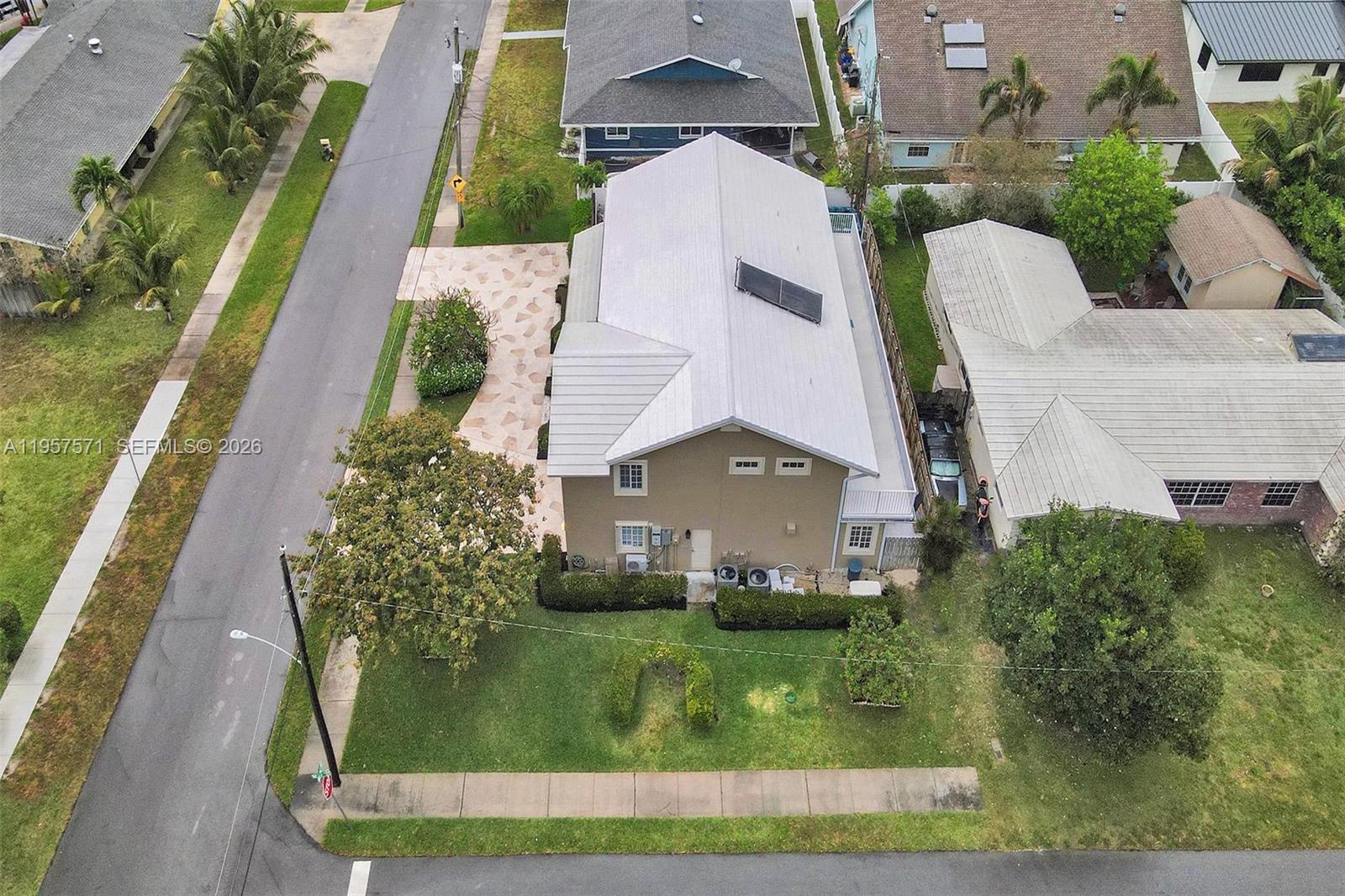 HILLSBORO HEIGHTS - Residential