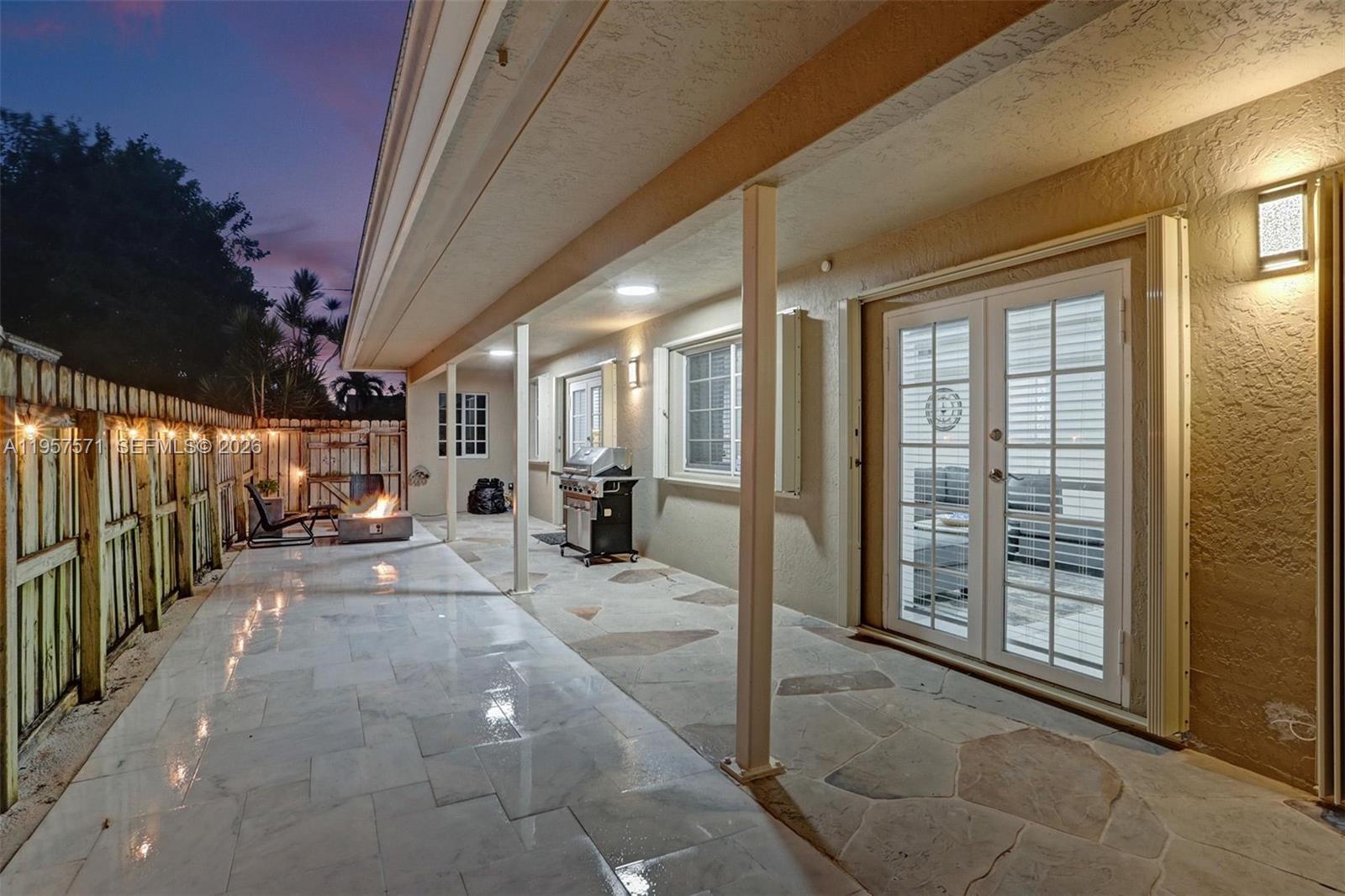 HILLSBORO HEIGHTS - Residential