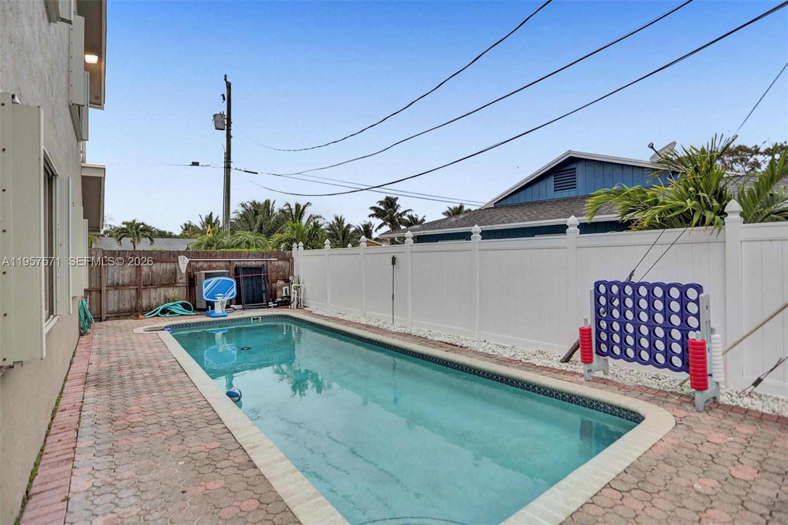 HILLSBORO HEIGHTS - Residential