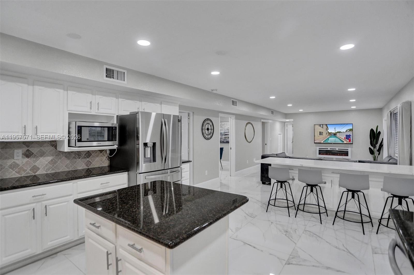 HILLSBORO HEIGHTS - Residential