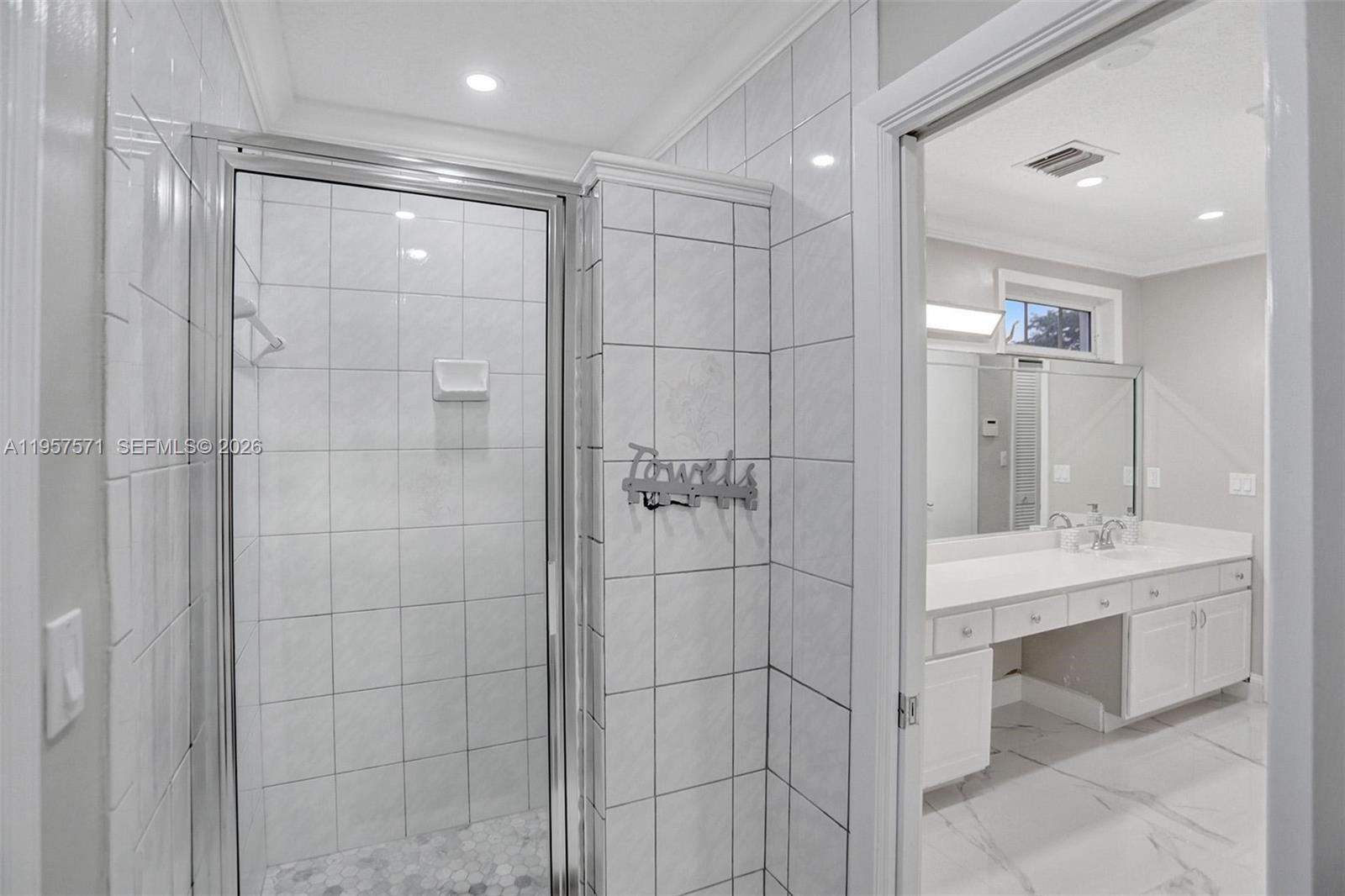 HILLSBORO HEIGHTS - Residential