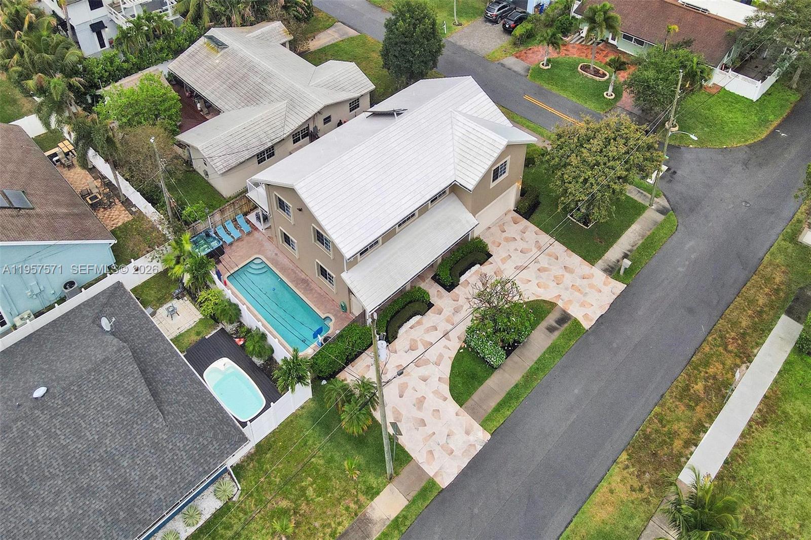 HILLSBORO HEIGHTS - Residential