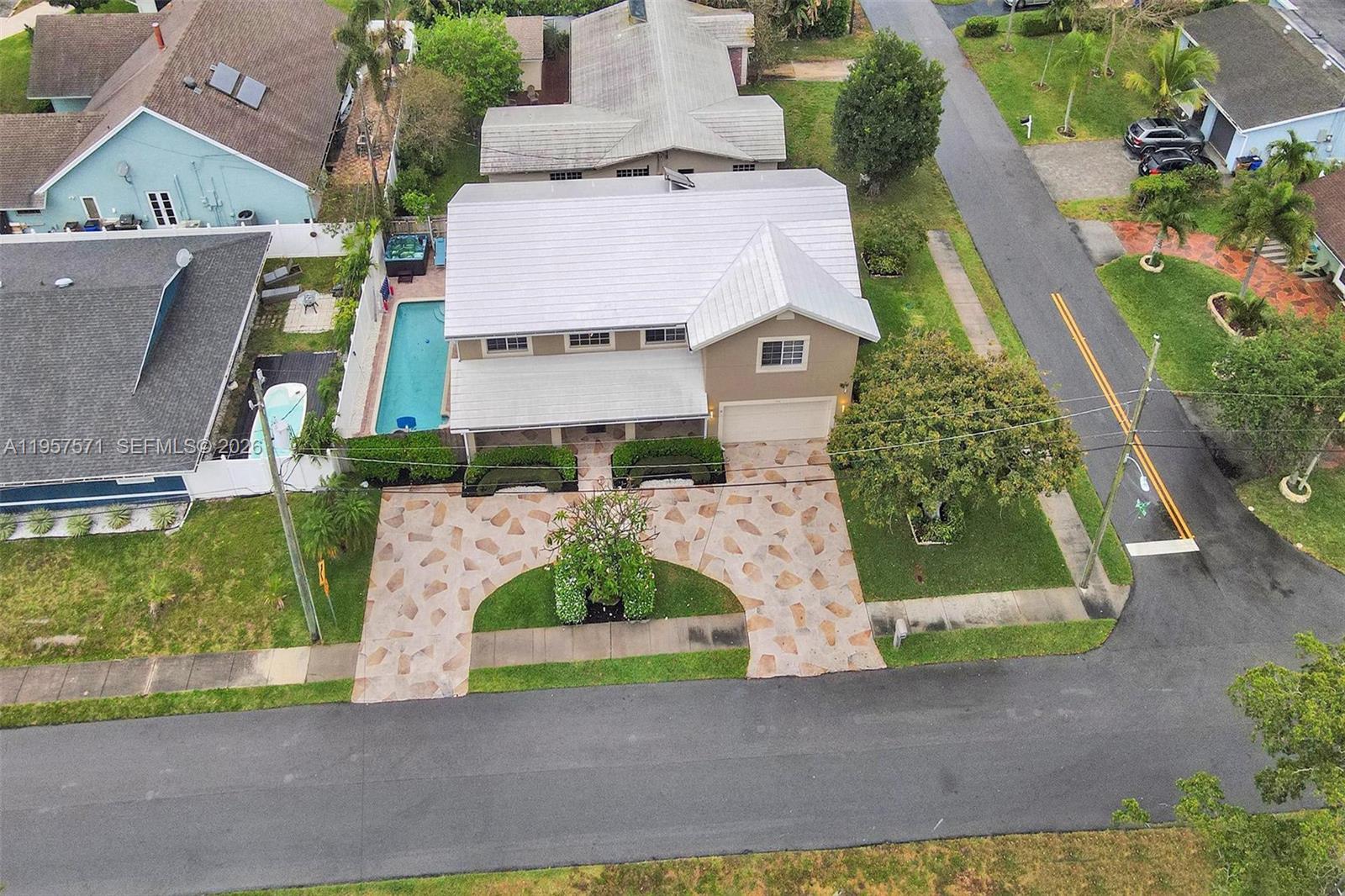 HILLSBORO HEIGHTS - Residential