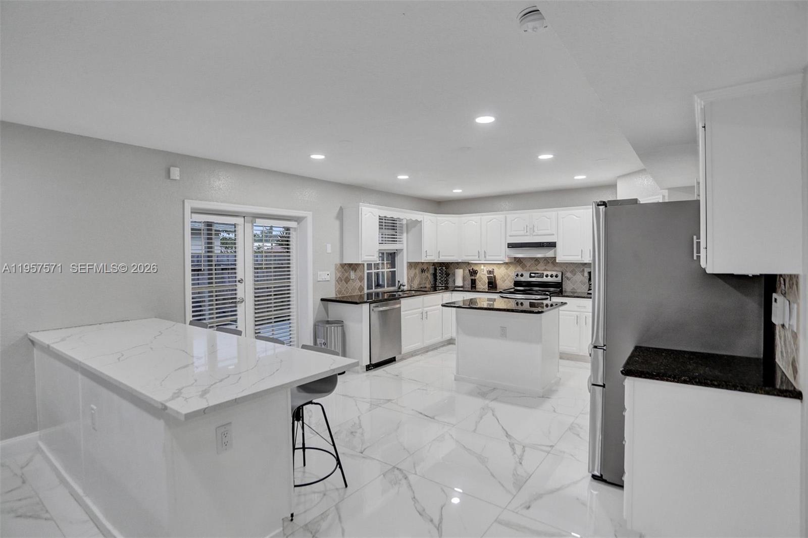 HILLSBORO HEIGHTS - Residential