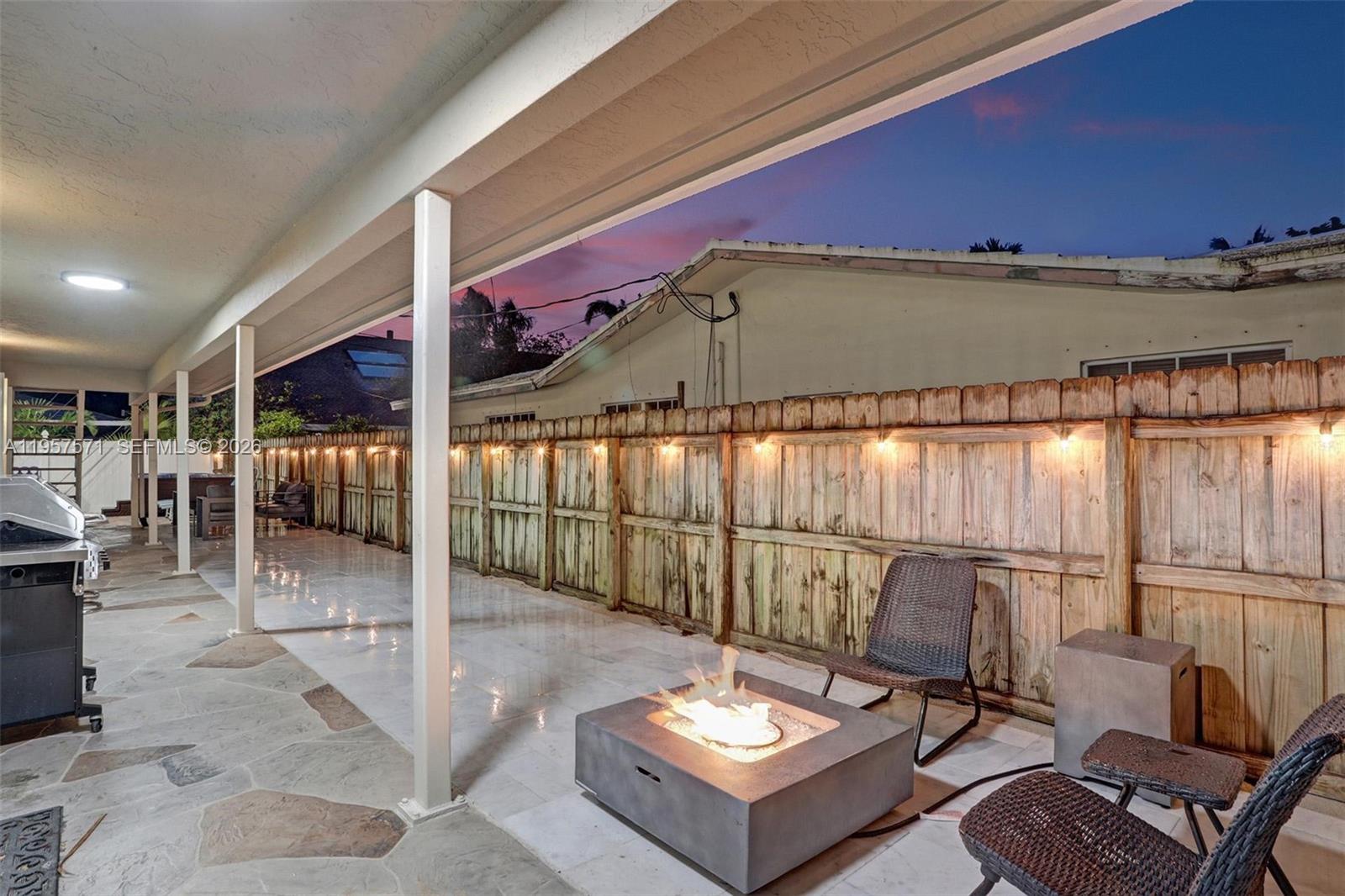 HILLSBORO HEIGHTS - Residential