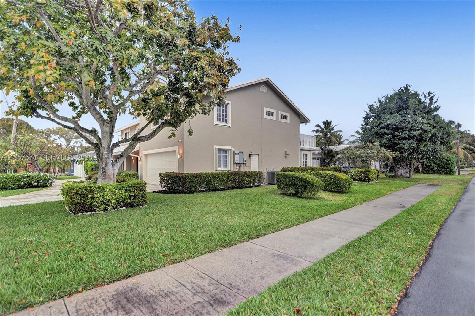 HILLSBORO HEIGHTS - Residential