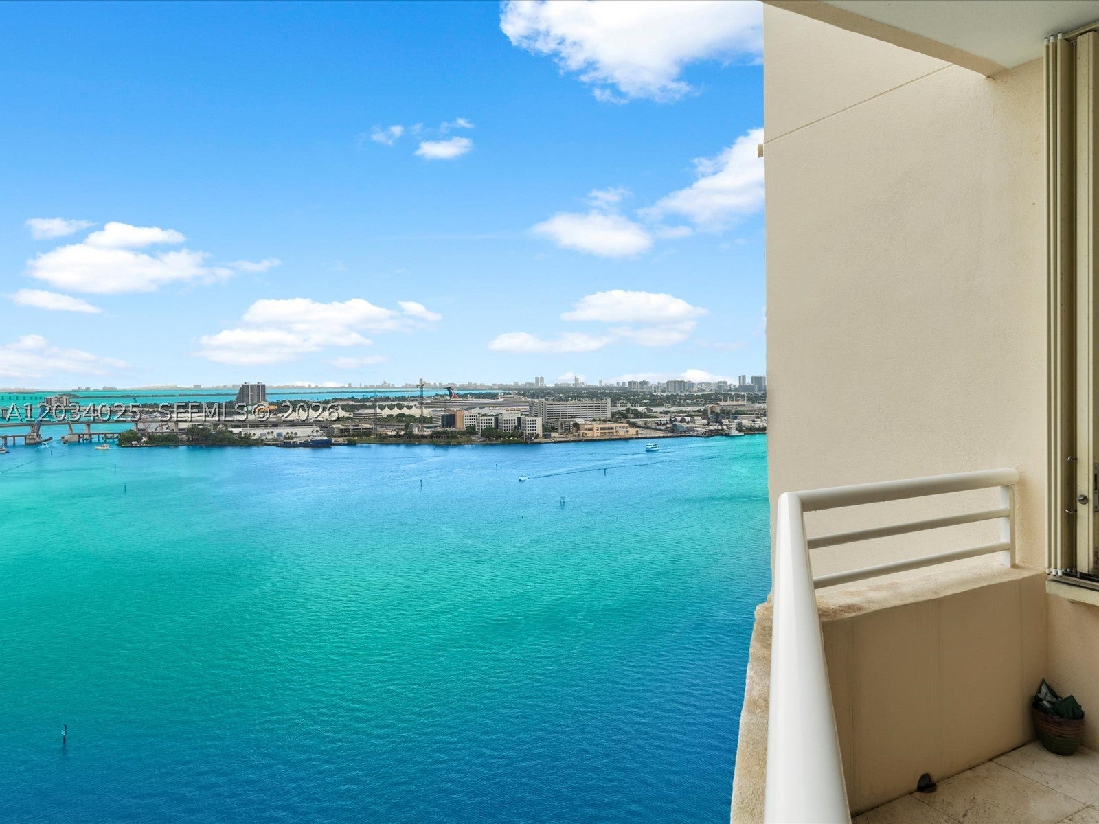 888 Brickell Key Dr 2510