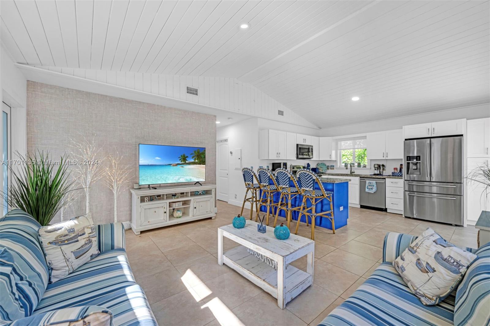 23 Susan St, Key Largo, Monroe County, Florida - 3 Bedrooms  
2 Bathrooms - 