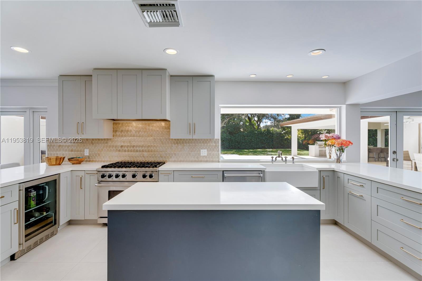 OAKRIDGE PINES - Residential