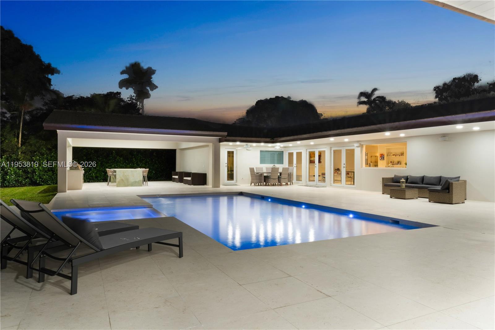 OAKRIDGE PINES - Residential