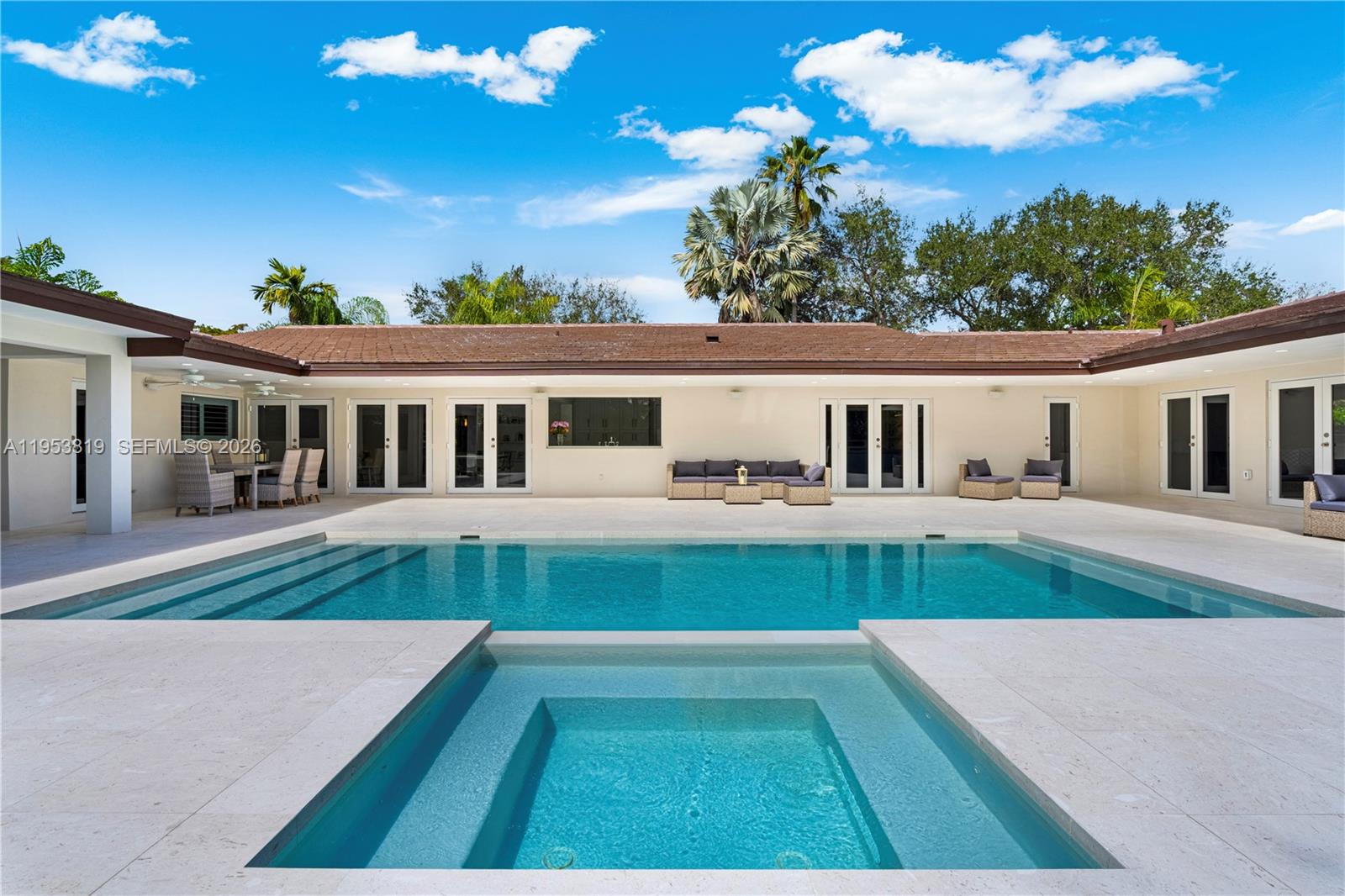 OAKRIDGE PINES - Residential