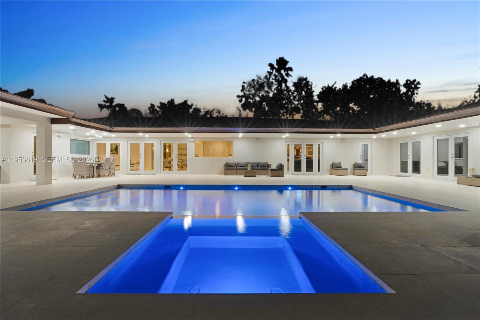 OAKRIDGE PINES - Residential