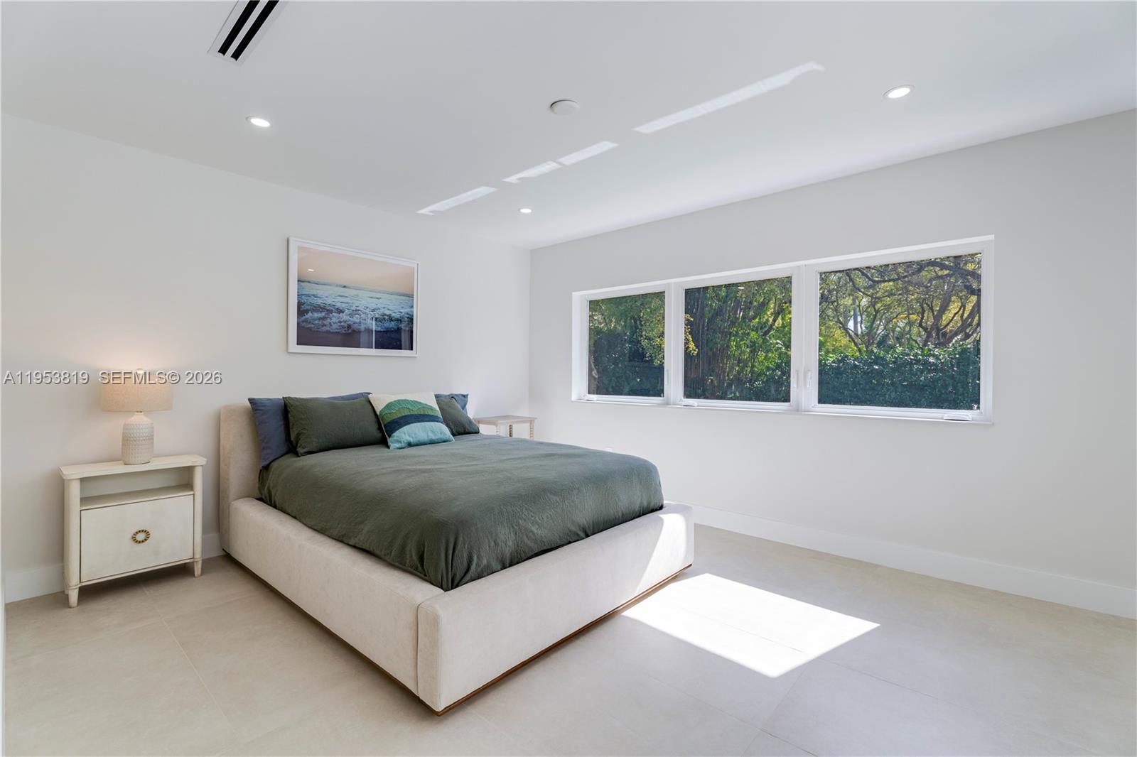 OAKRIDGE PINES - Residential