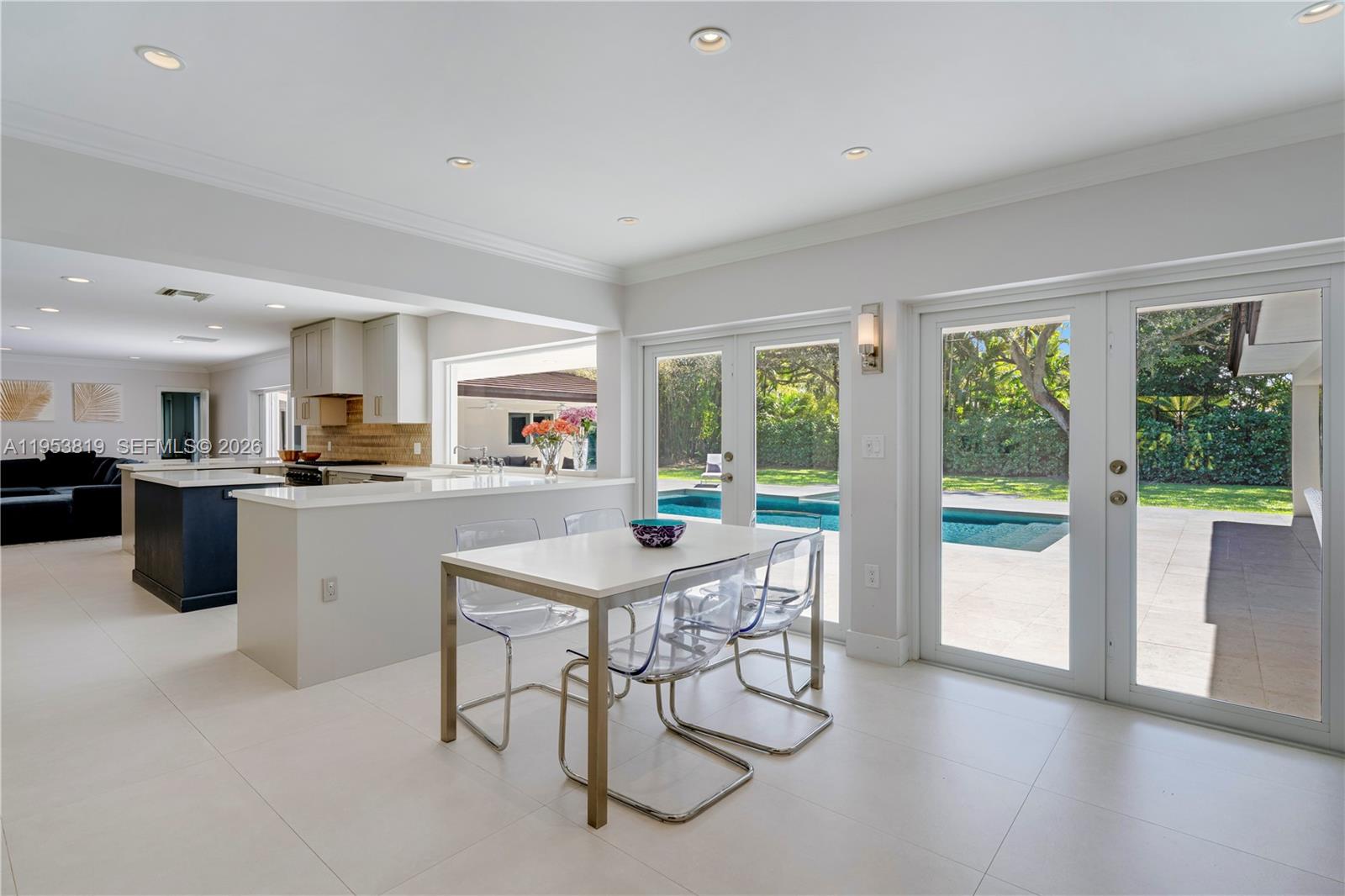 OAKRIDGE PINES - Residential