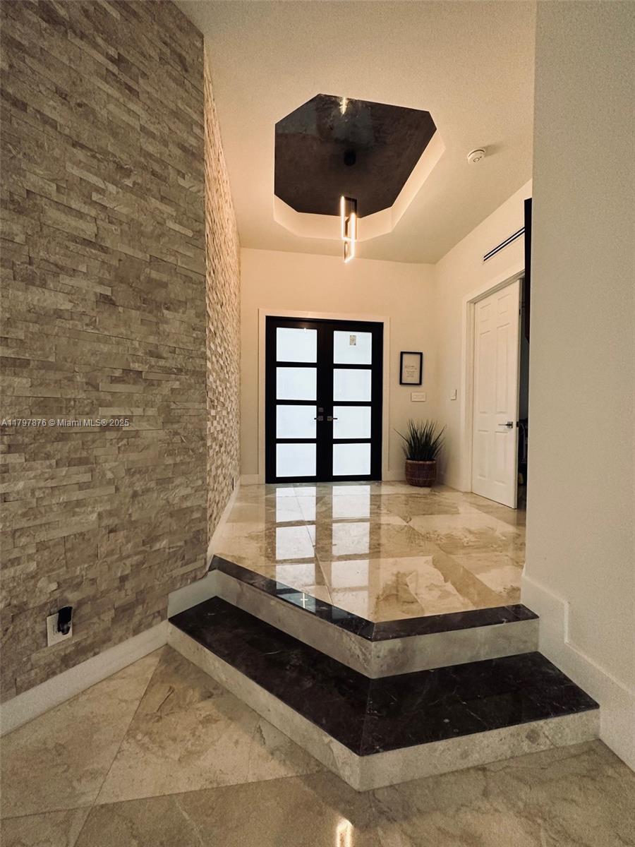 SUNSET LAKES PLAT TWO - Residential