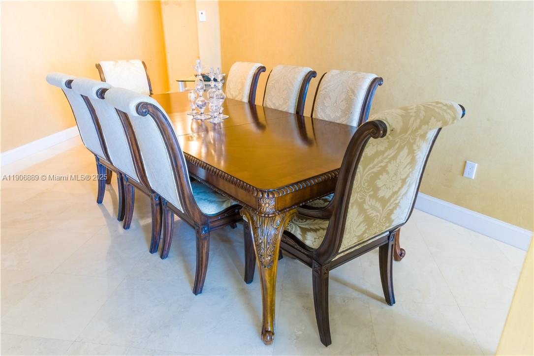 LA GORCE PALACE CONDO - Residential Lease