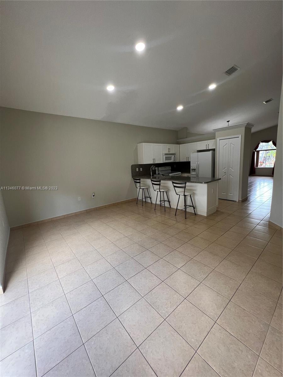 TENNESSEE ESTATES - Residential