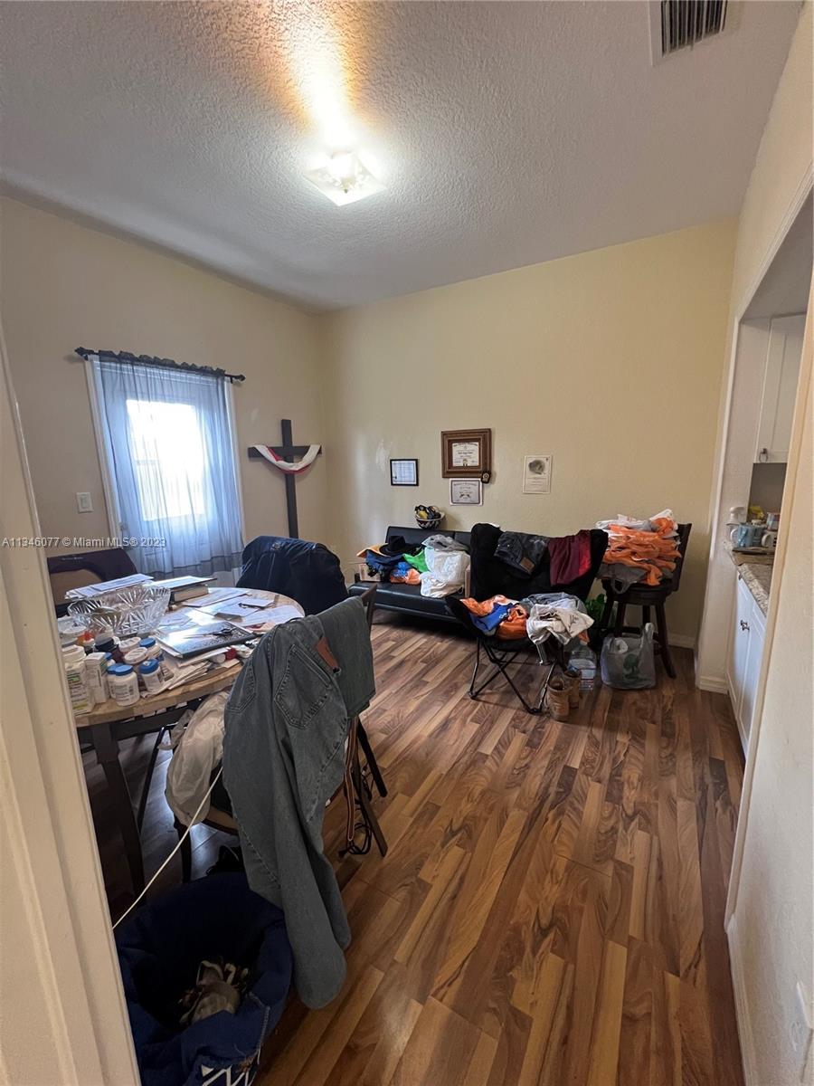 TENNESSEE ESTATES - Residential