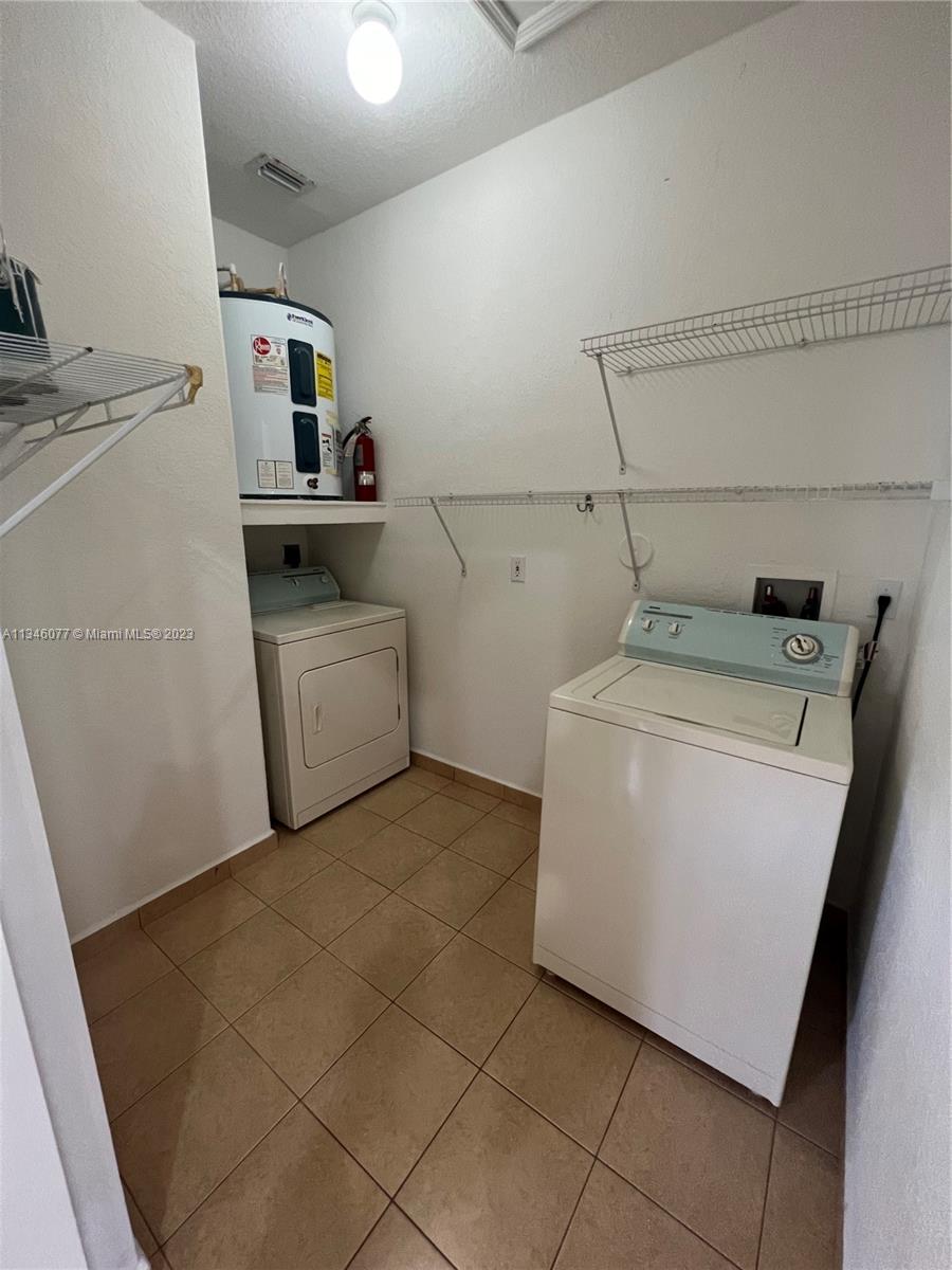 TENNESSEE ESTATES - Residential