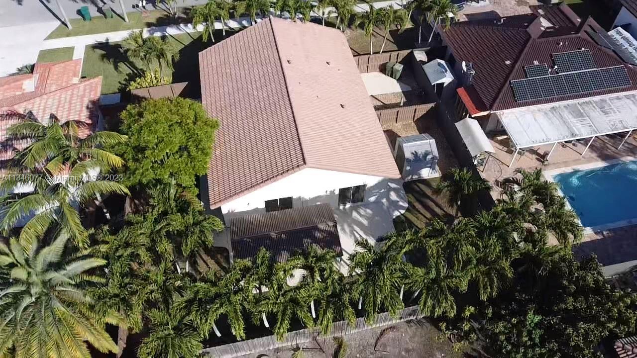 TENNESSEE ESTATES - Residential