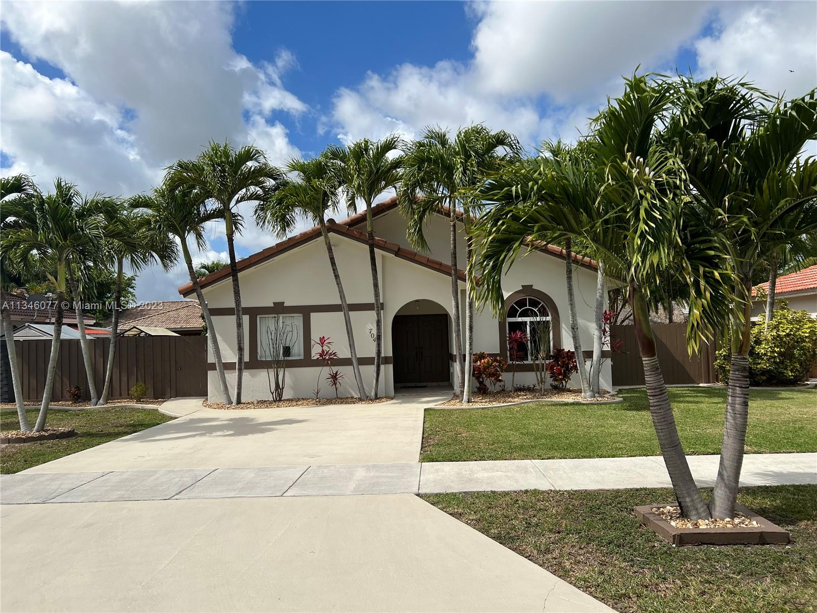 TENNESSEE ESTATES - Residential