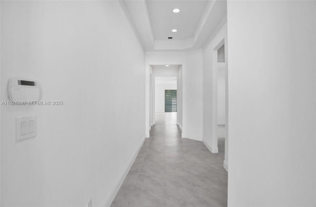 CORAL LAGO - Residential Lease