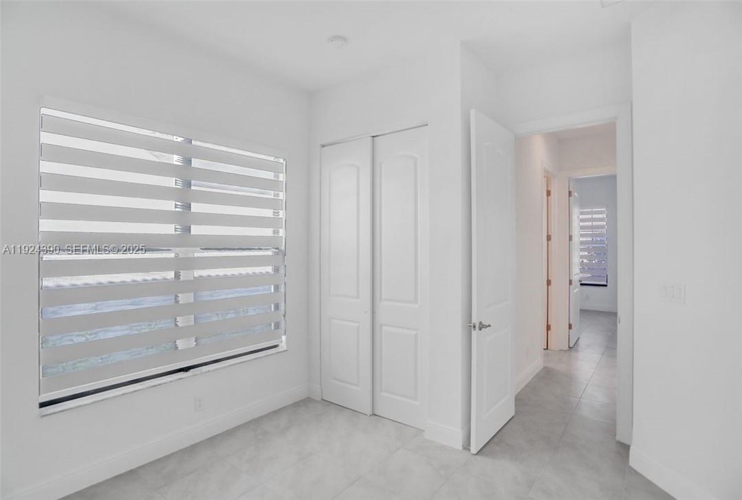 CORAL LAGO - Residential Lease