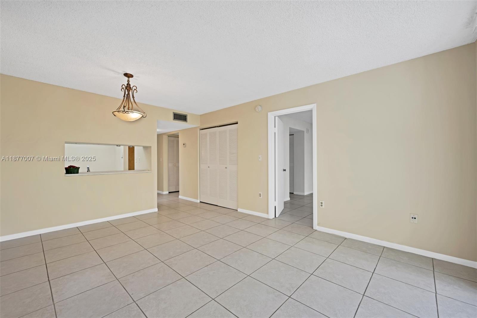 1673 Bay Rd 403
