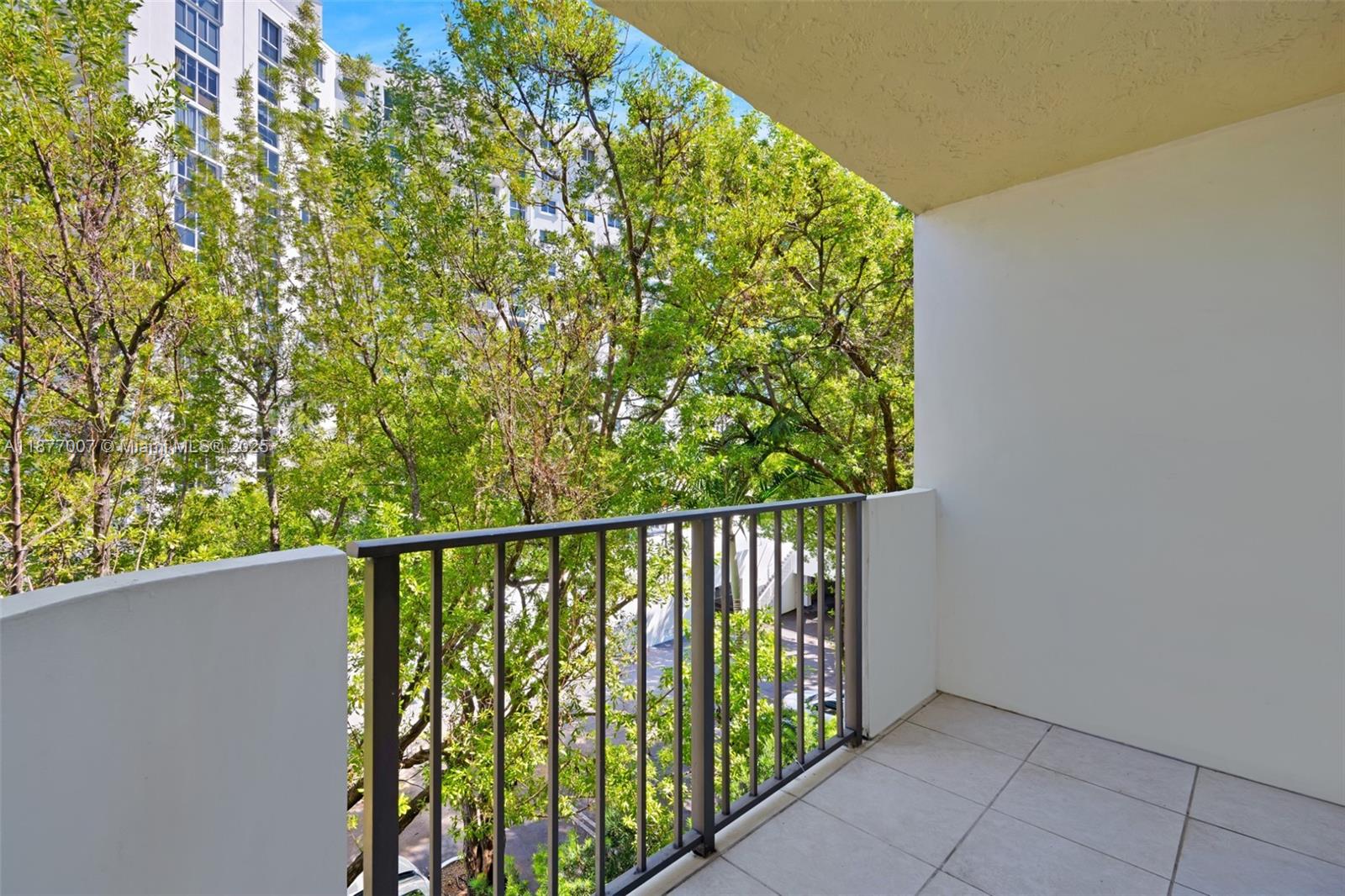 BAYVIEW GARDENS CONDO - Residential