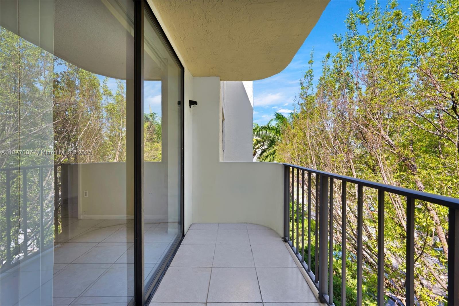 BAYVIEW GARDENS CONDO - Residential