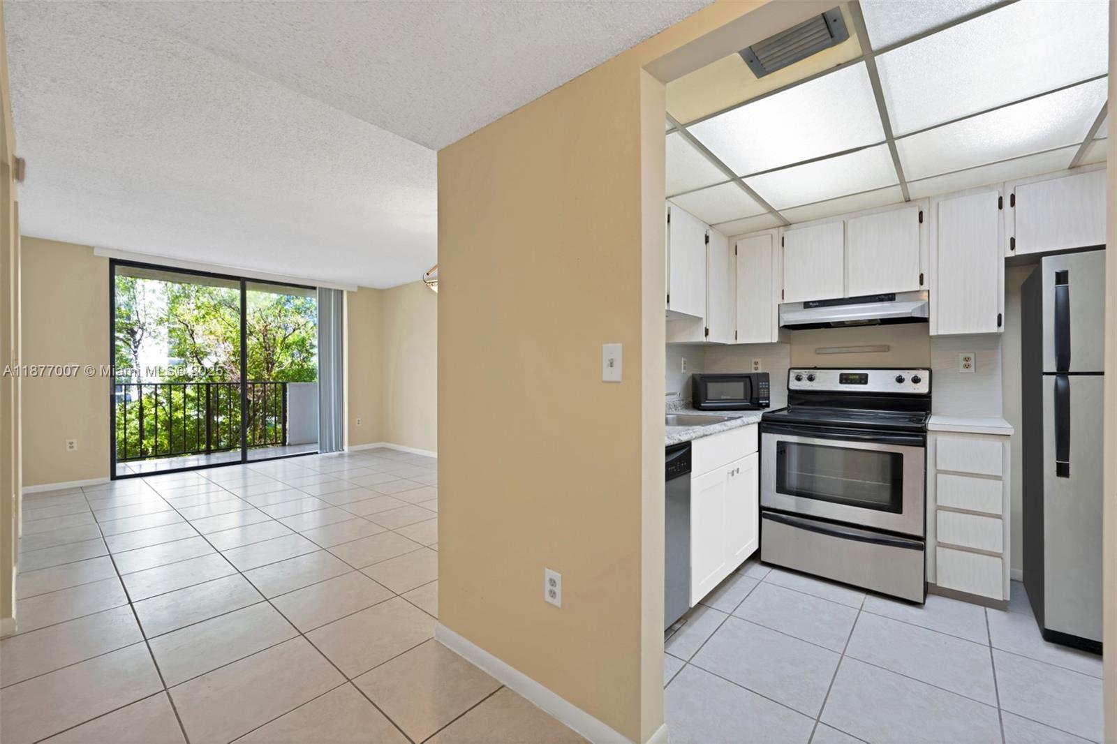 BAYVIEW GARDENS CONDO - Residential