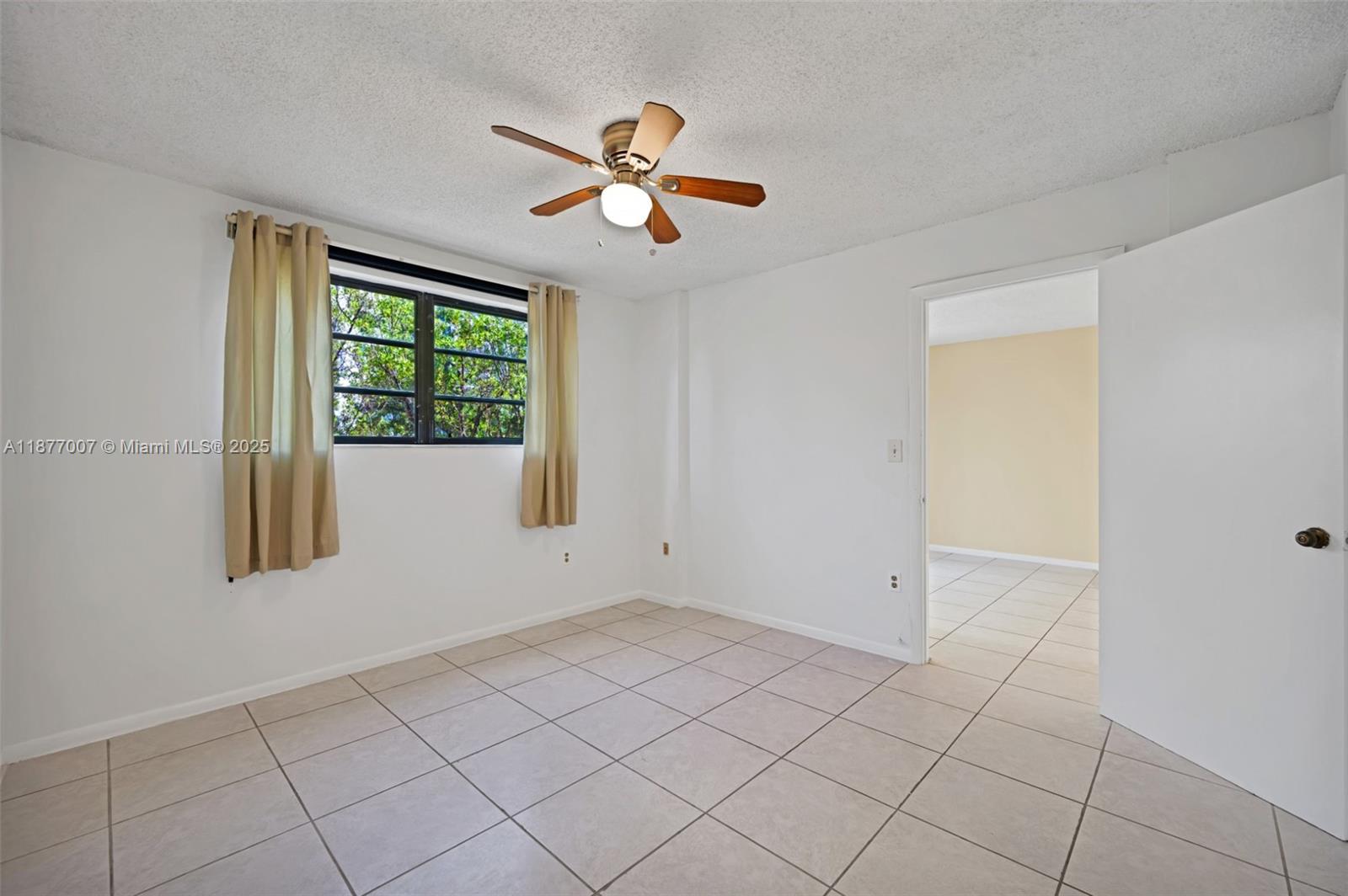 BAYVIEW GARDENS CONDO - Residential