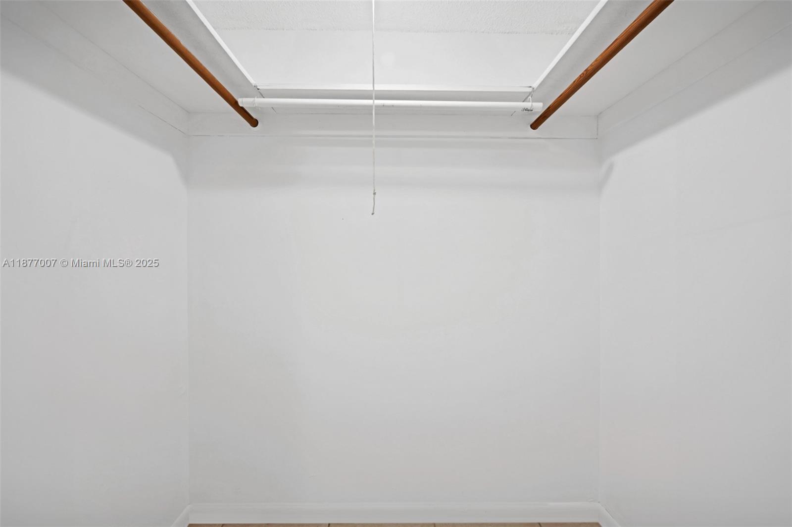 BAYVIEW GARDENS CONDO - Residential