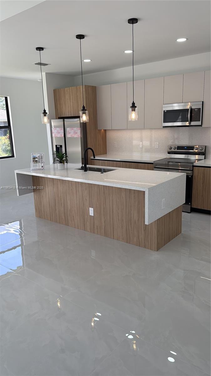 Sunshine - Residential