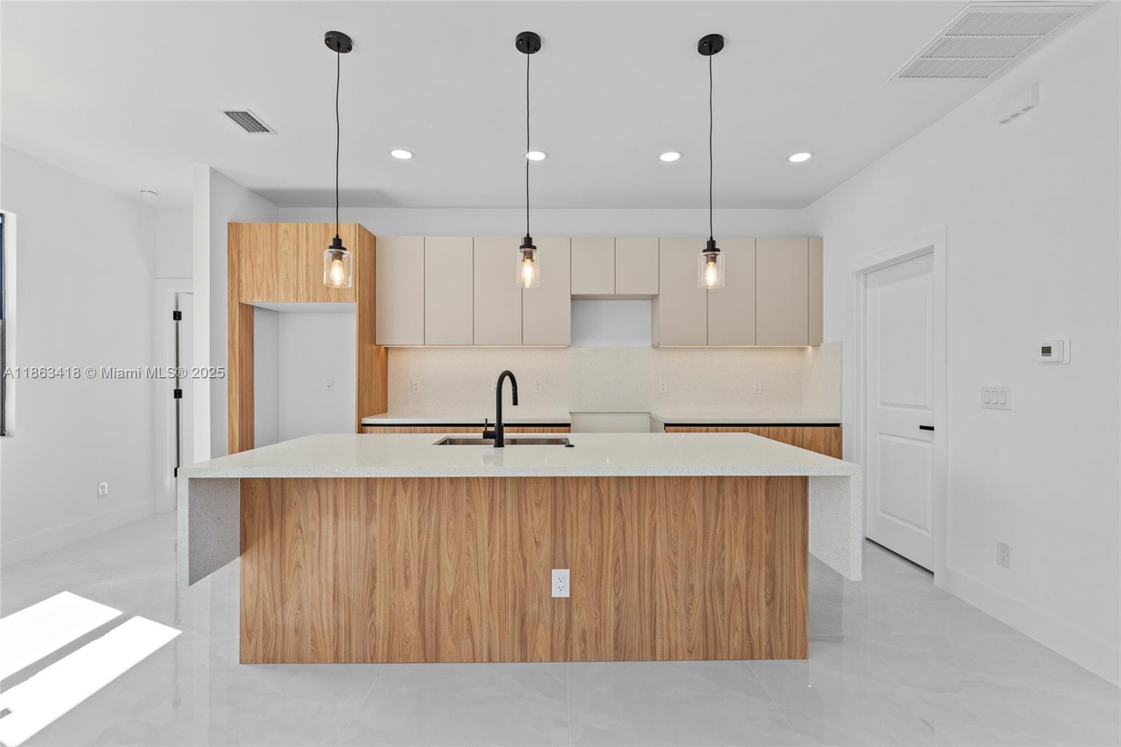 Sunshine - Residential