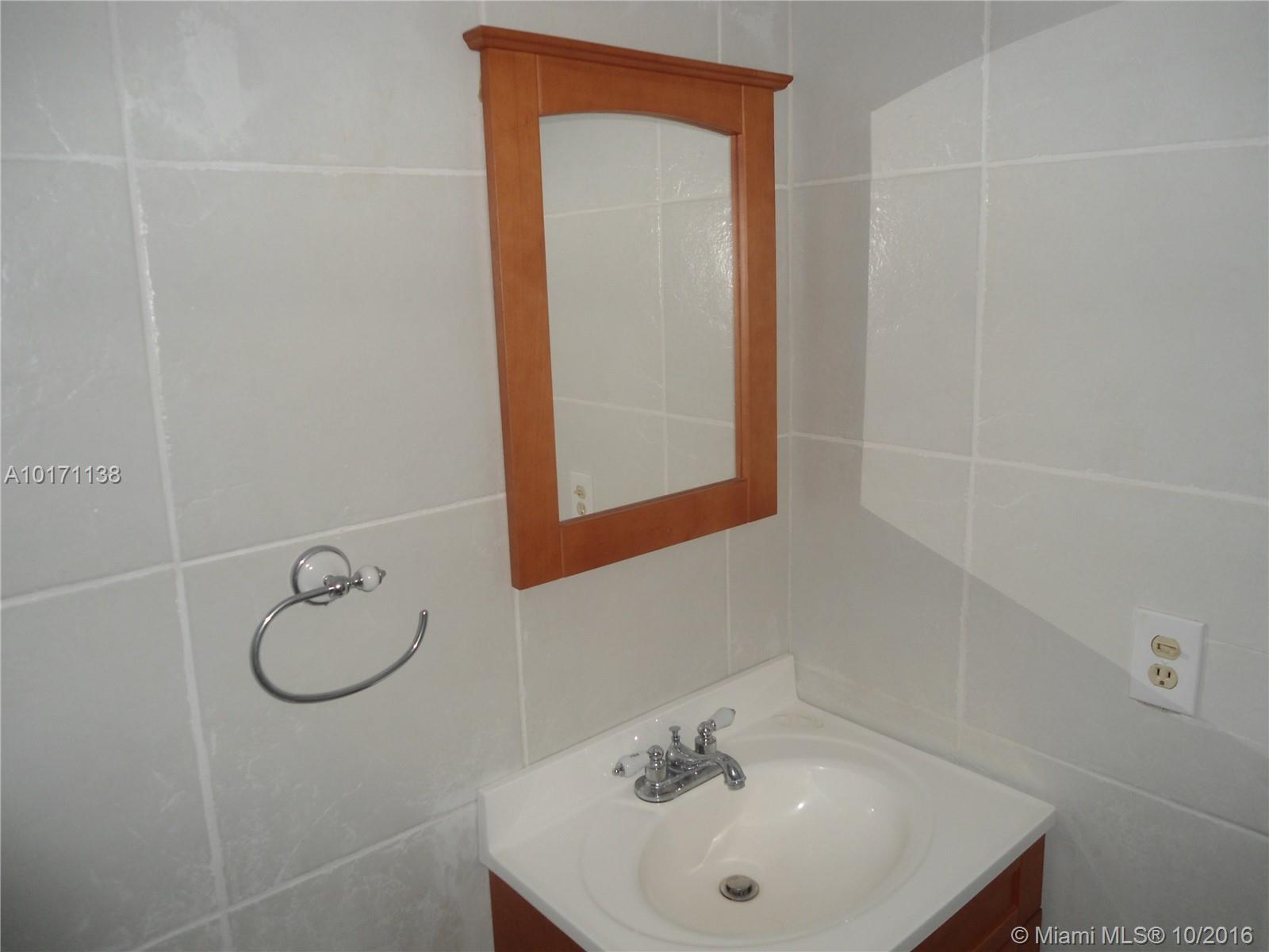 White House #3 - Residential Lease